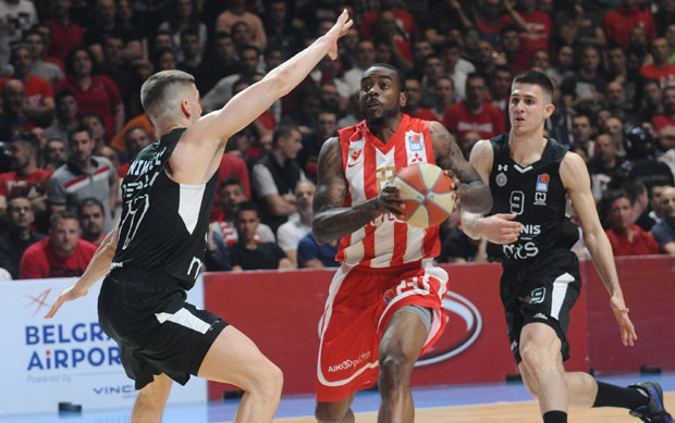 ЖЕЛИМО ЈОШ ЈЕДАН ПЕХАР: Звезда креће ка петом узастопном трофеју