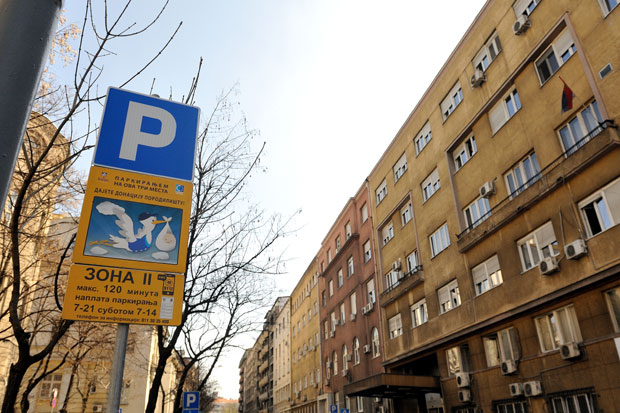 ЗБОГ БОЛНИЧКЕ ИНФЕКЦИЈЕ: Фронт прима само ризичне труднице