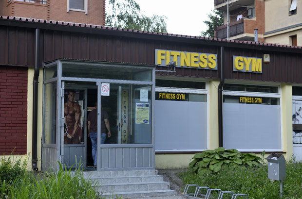 
ИНСТРУКТОР УХАПШЕН ЗБОГ СУМЊЕ ДА ЈЕ УПУЦАО БОКСЕРА: Хици после расправе
