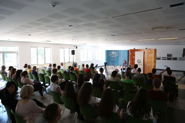 Срби на Космету живе као у гету