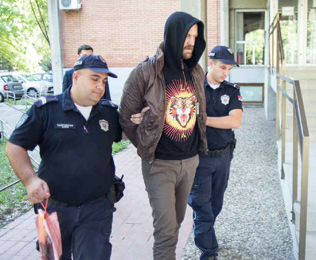 ОДЛОЖЕНО СУЂЕЊЕ ДАРКУ КОСТИЋУ: Дизајнеру прети привођење