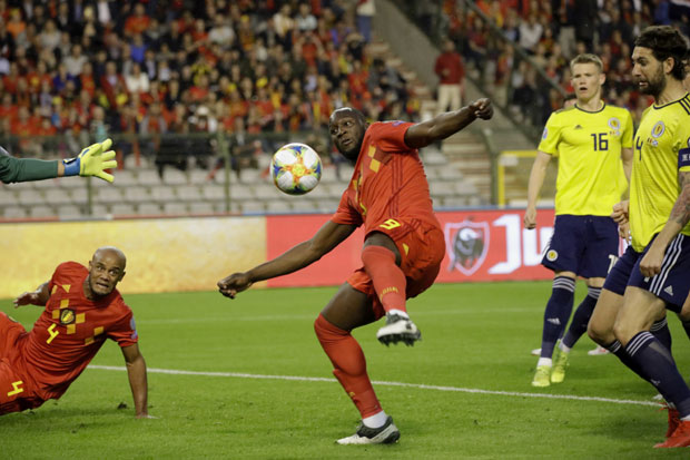 Лукаку: Клуб мора да одлучи о мојој будућности