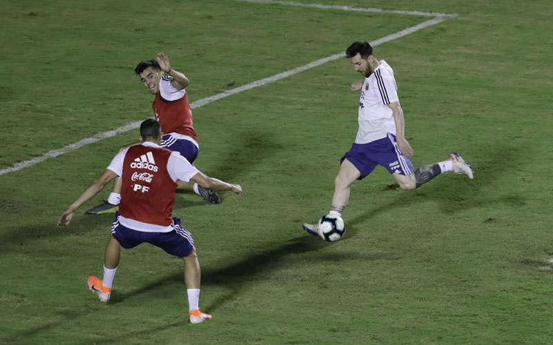 МЕСИЈЕВА ДЕВЕТА ШАНСА: Аргентинац сања први трофеј са гаучосима