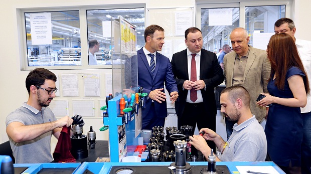 Радојичић: Компанија „Меита” обезбедиће још 1.000 нових радних места