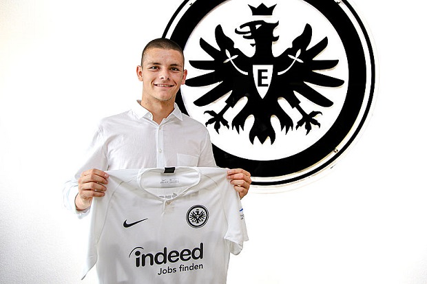 Јовељић Ајнтрахтов за четири милиона евра