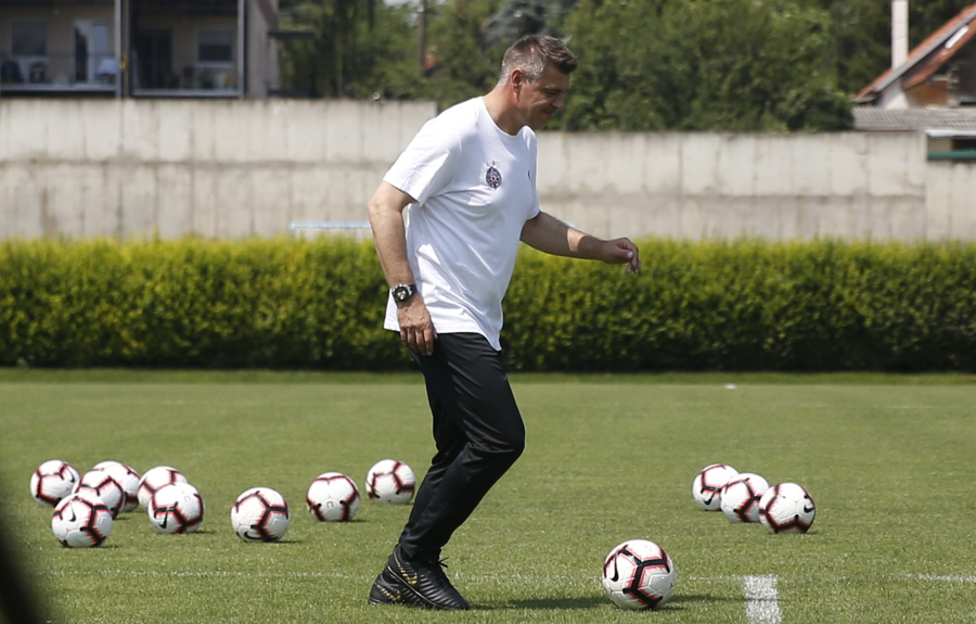 МИЛОШЕВИЋ О ПОЈАЧАЊИМА И ОДЛАСЦИМА: Волео бих да имам јасну слику, али у овим нашим условима то је немогуће