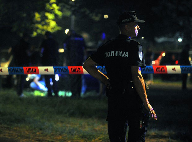 САХРАЊЕН СУРЧИНАЦ КОЈИ ЈЕ УБИО ЖЕНУ ПА ПУЦАО СЕБИ У ГЛАВУ: Пријатељи и породица тврде да је имао велику муку