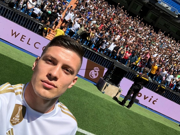 Председник Ајнтрахта: Од продаје Луке смо зарадили само 20 милиона евра