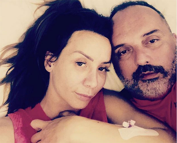 СУПРУГА ТОНИЈА ЦЕТИНСКОГ ИМАЛА МОЖДАНИ УДАР: Певач јој спасао живот