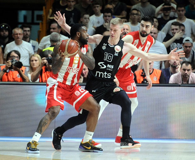 КРАЈ: Партизан – Црвена звезда 75:76