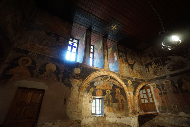 Како изгледају Хиландар и живот у њему? (Фото)