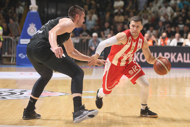 Берон још годину дана у Звезди