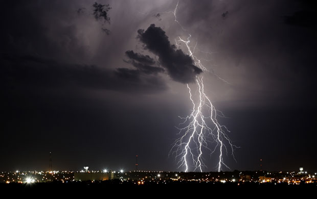 Пољопривредника усмртила муња на имању