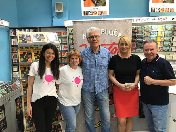 ЗЛАТНО ДОБА ЈУГОТОНА: У Београду промовисана књига Синише Шкарице 
