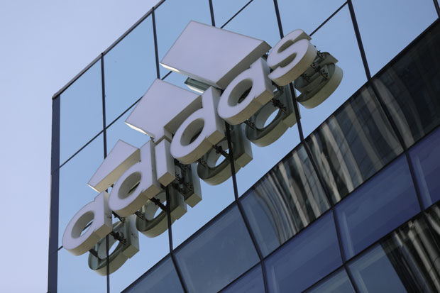 Суд ЕУ: Лого Адидаса са три пруге неважећи