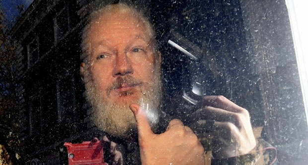 Шведско тужилаштво одустаје од захтева за изручење Асанжа