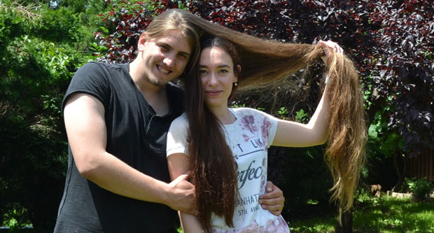 РЕКОРДНО ДУГА КОСА: И девојке му завиде на чуперку