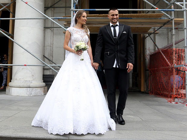 Венчање кошаркаша и мисице: Иван Паунић и Милица Јелић рекли да и пред Богом