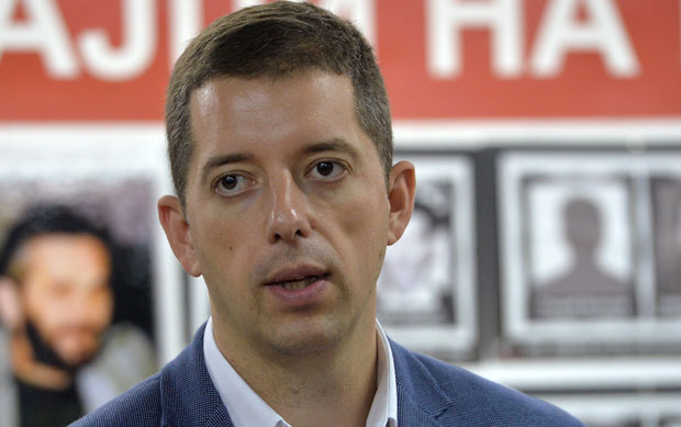 ЂУРИЋ О ПОЛИТИЧКИМ НАСТУПИМА ВУКА ЈЕРЕМИЋА: Опет би да огули народ