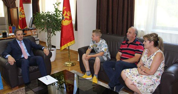 Хероји се не стварају, већ рађају