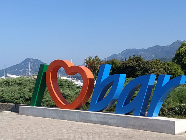 Летовање уз лето са звездама у Бару