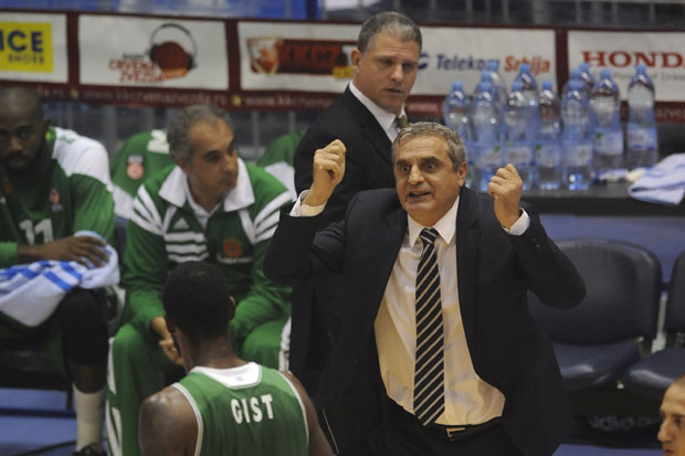 Педулакис трећи пут тренер Панатинаикоса