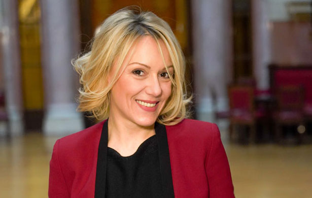 ШПИЈУНКА: Стефана Миладиновић ухватила муње