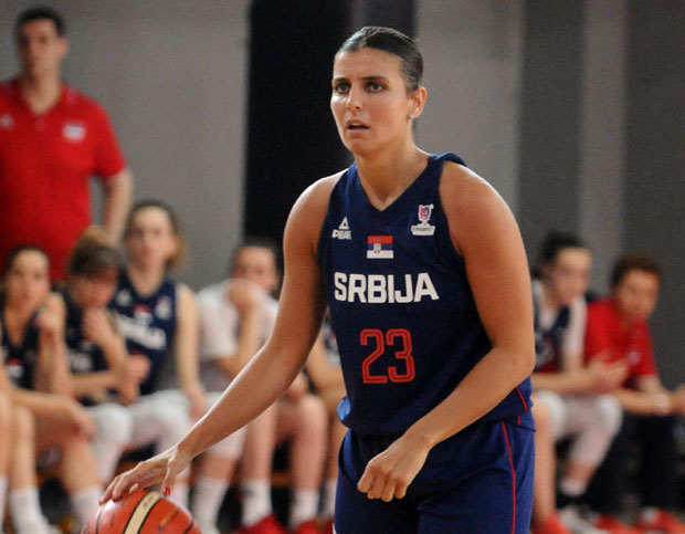 Дабовићева: Хоћу да урамим и овај нови дрес