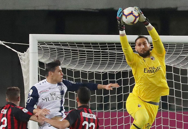 Јунајтед звао за Донаруму