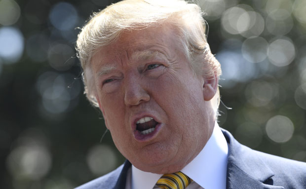 ТРАМП ЗАПРЕТИО ИРАНУ: Нападните нас и бићете уништени (ФОТО)