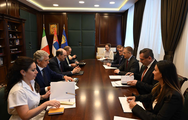 Стефановић са италијанским званичницима о миграционој политици и сарадњи полиција