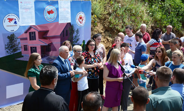 Дневни центар у Косовској Митровици од браће из Републике Српске (ФОТО)