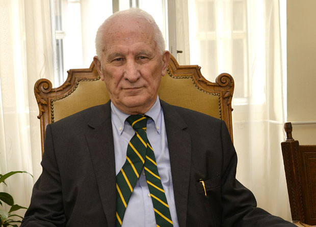 Црна Гора: Одбијен захтев за информације о забрани уласка Бећковића