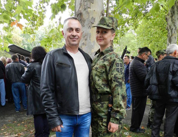 БРАНИО НЕБО ИЗНАД УРОШЕВЦА ТОКОМ НАТО АГРЕСИЈЕ: Има три ћерке, једна кренула татиним стопама