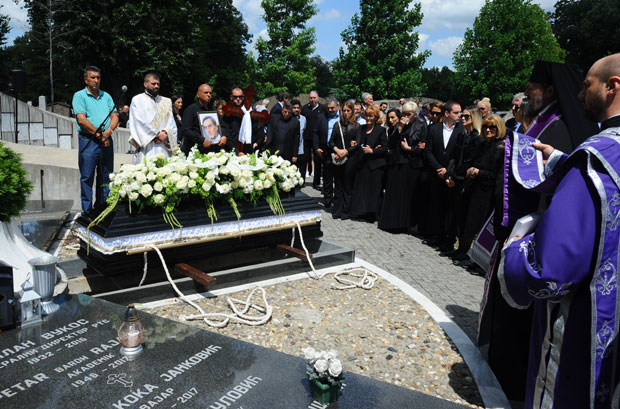 ИГРАЧ И ЧОВЕК ЗА СВА ВРЕМЕНА: Сахрањен Жарко Варајић