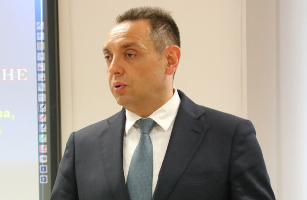 Вулин: Избори су борба за наставак политике стабилности