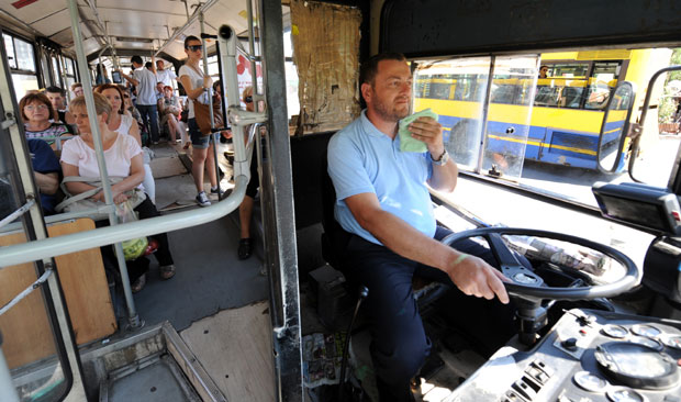 ГРАДСКИ ПРЕВОЗ У БЕОГРАДУ: Обележиће возила са климом