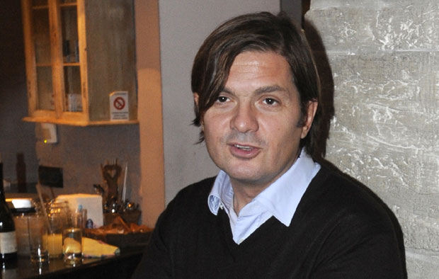 Милан Поповић открио да ли Северини намешта порно-афере и како је зарадио први милион!