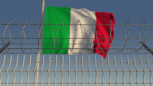 ИТАЛИЈАНИ УПОЗОРАВАЈУ: Границу са Словенијом затворићемо жичаном оградом