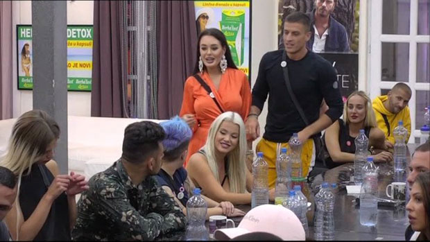 Секс под јорган-планином