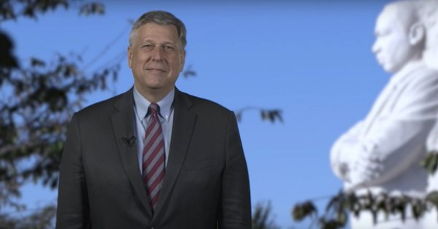 Коснет:Општина Дечани занемарује владавину права