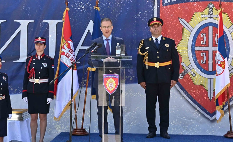 Стефановић: Жандармерија да буде најчвршћи браник земље