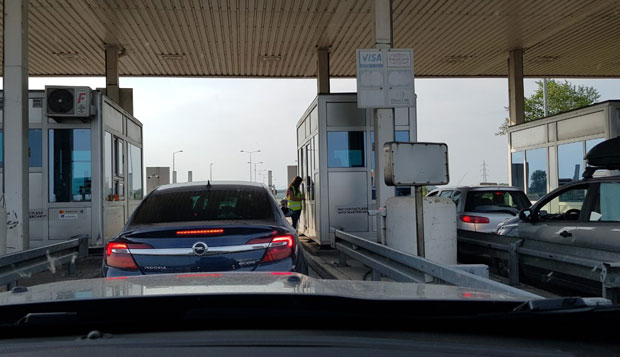 Дољевац уско грло Коридора