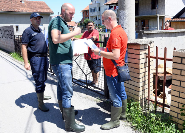 ПОСЛЕДИЦЕ ПОПЛАВЕ У БЕОГРАДУ: Оштећено 900 кућа, помоћ до три плате