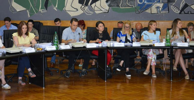 ВЕЋИ ТРОШКОВИ У БОРУ: Скупље комуналије и вртићи