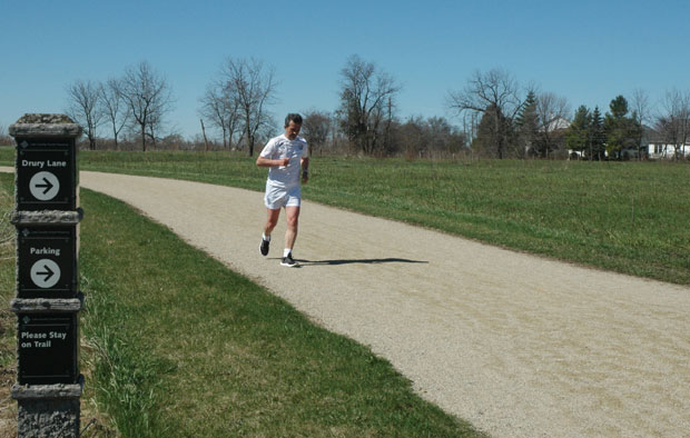 СЛАБОВИДИ АТЛЕТИЧАР ОБОРИО РЕКОРД: За Гиниса 77 маратона