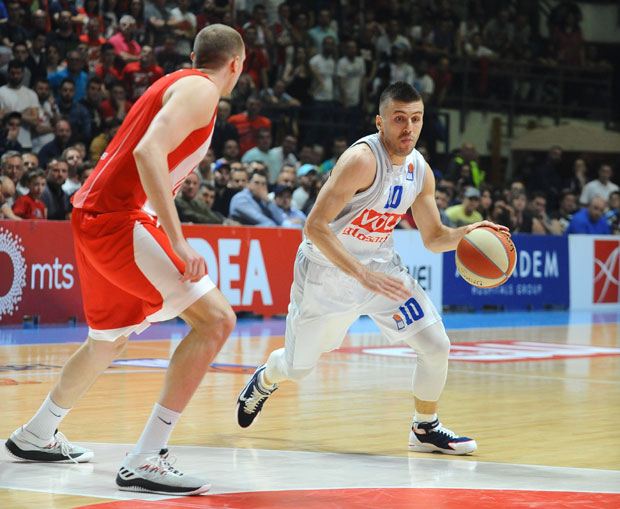 ПАРТИЗАН ДОВЕО ПРВО ПОЈАЧАЊЕ: Гордић поново у црно-белом