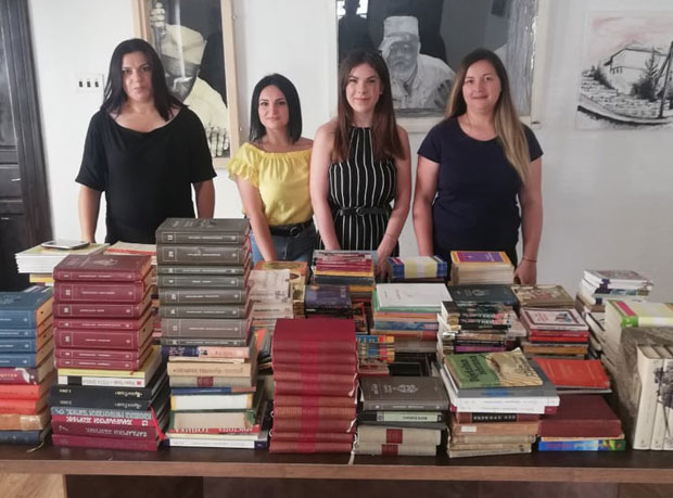 Студенти из Косовске Митровице донирали 800 књига	