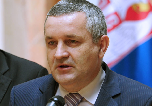 Линта: Певање усташких песама у Хрватској скандалозно и нормално