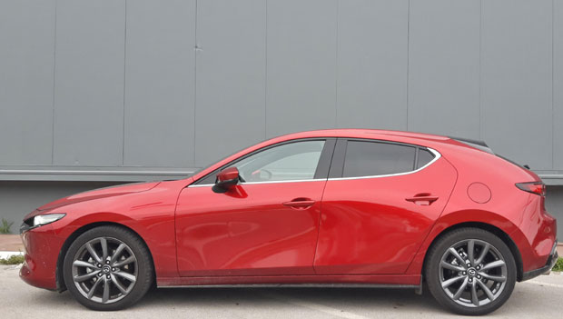 МАЗДА 3 ХЕЧБЕК СКАЈАКТИВ Г122 ПЛУС: Сами себе надмашили (ФОТО)